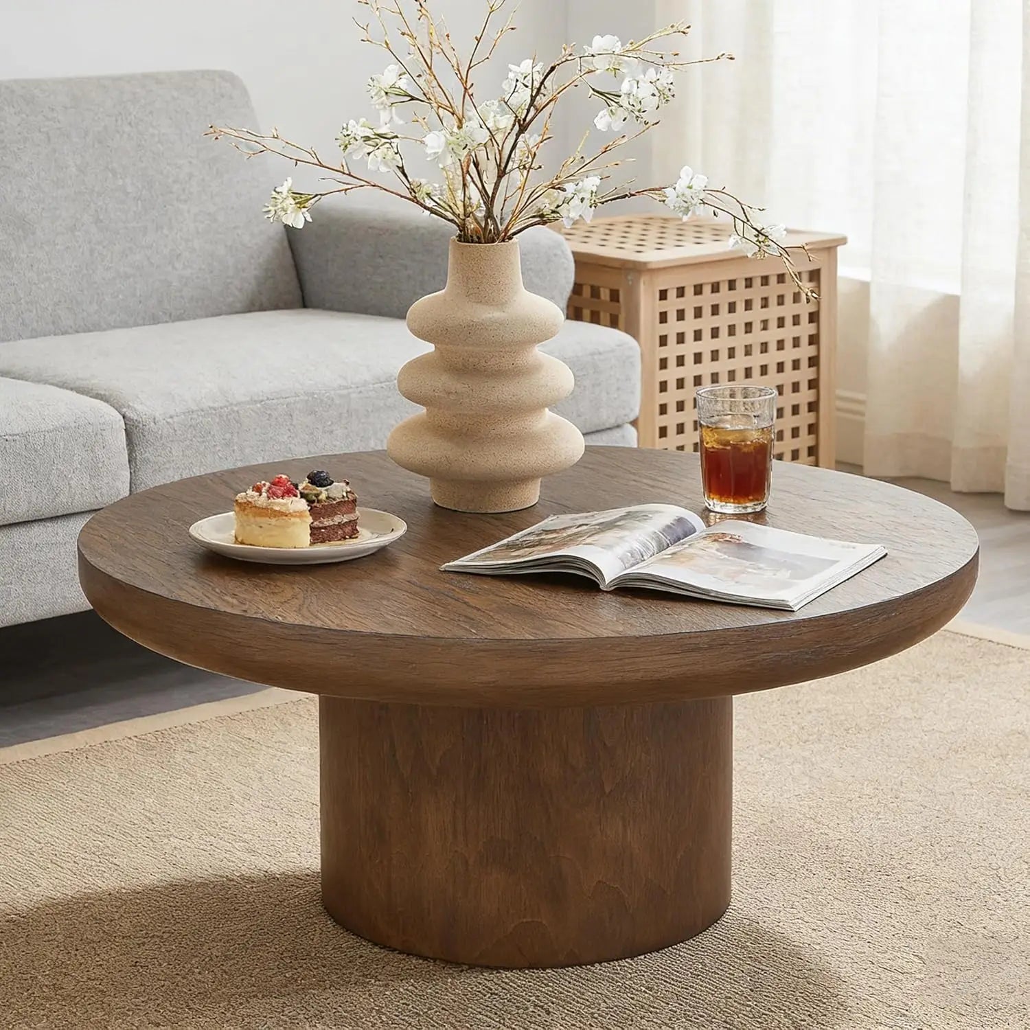Rustic 35.98'' Round Wood Pedestal Coffee Tables