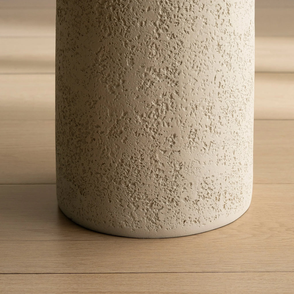 18'' Tall Pedestal Side Table, Round Accent Tables Hourglass Design
