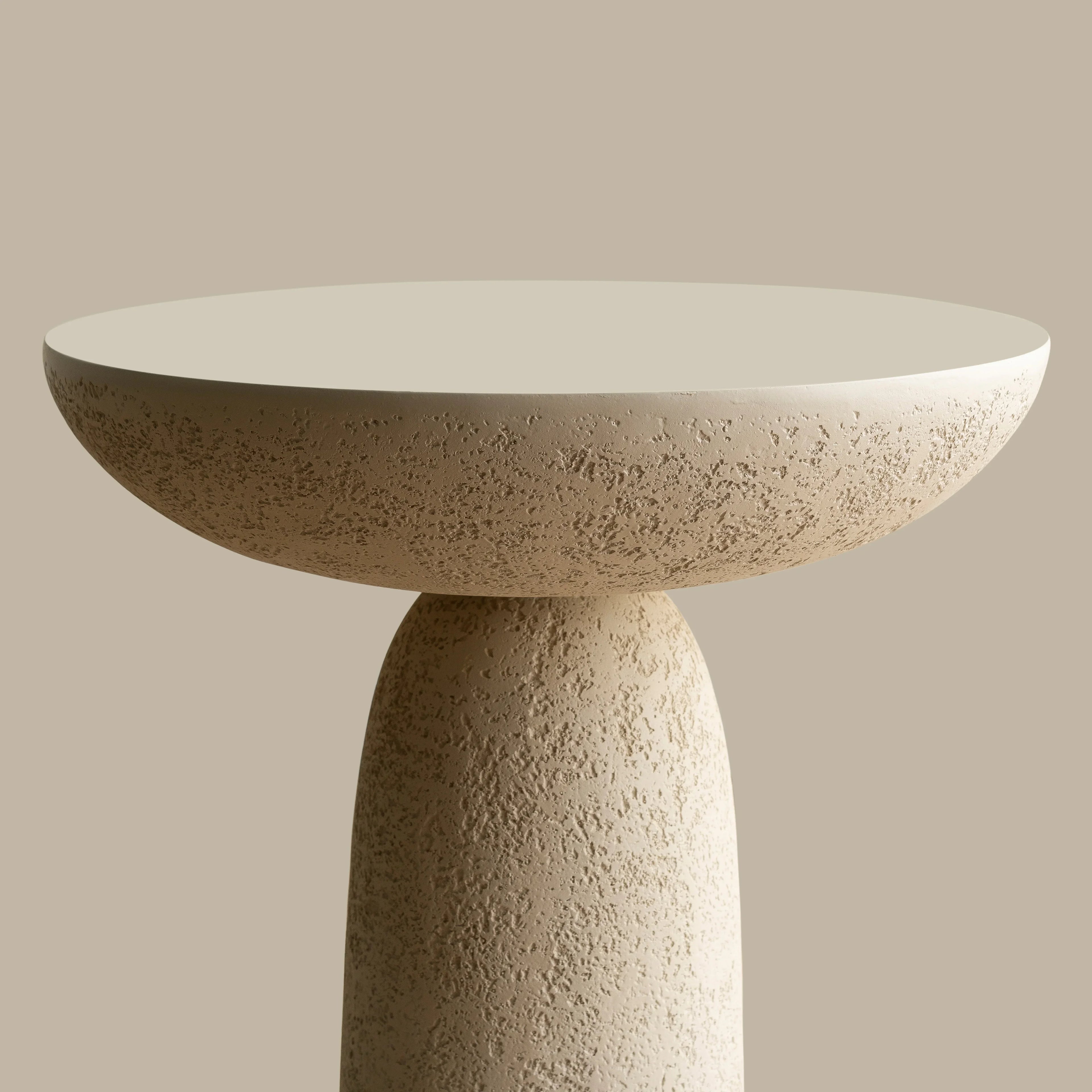18'' Tall Pedestal Side Table, Round Accent Tables Hourglass Design